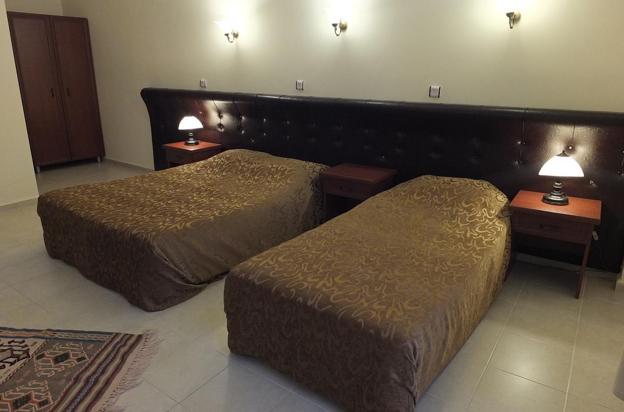Bacahan Hotel Altinoluk Bilik gambar